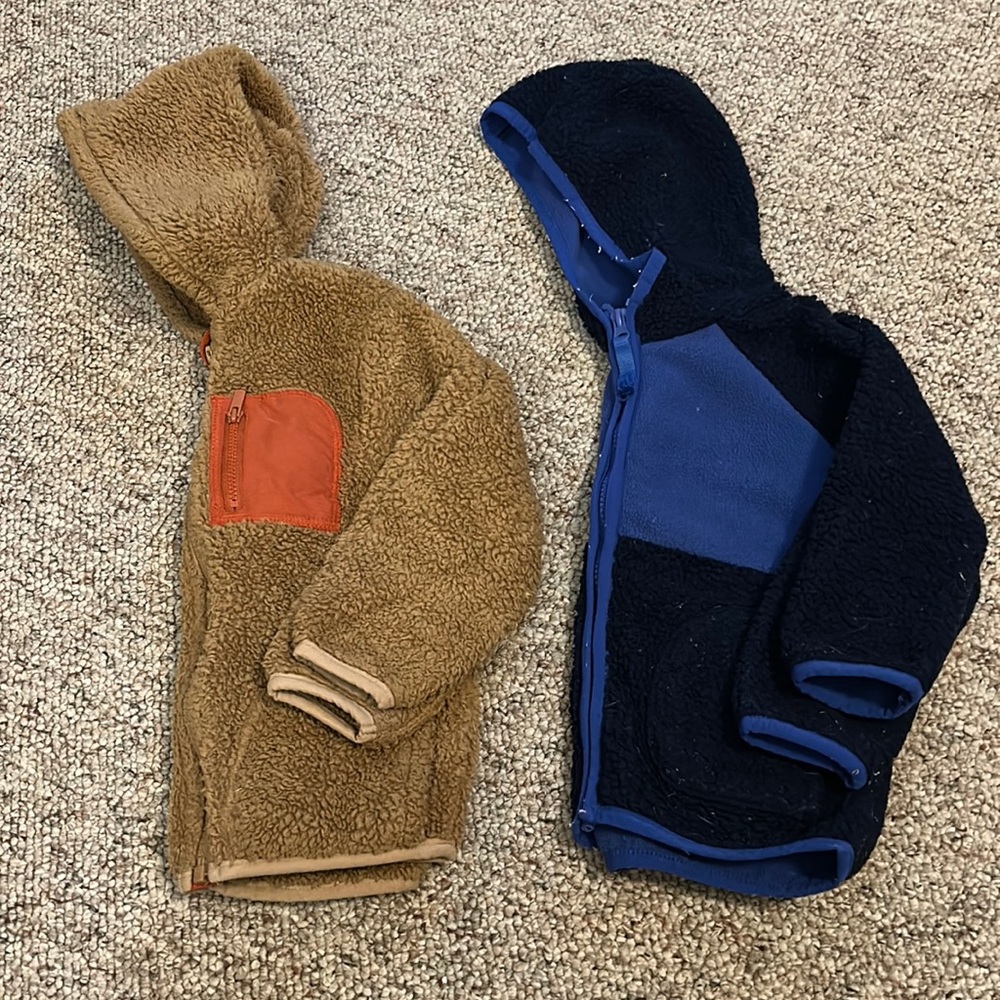 Toddler boys fleece zip ups bundle. Size 3t